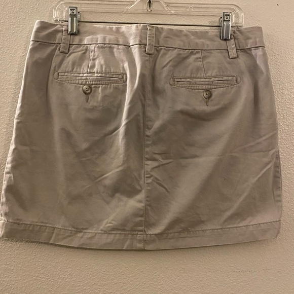 GAP Khaki Skirt - Picture 4 of 4
